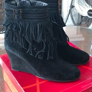 GUC Fringe Boots